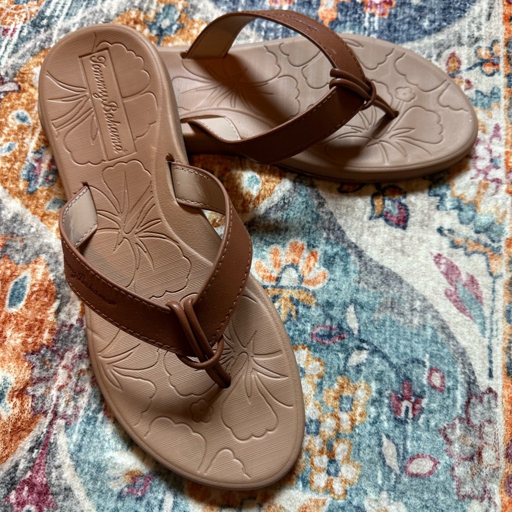 Tommy Bahama Tan Women's Sandals